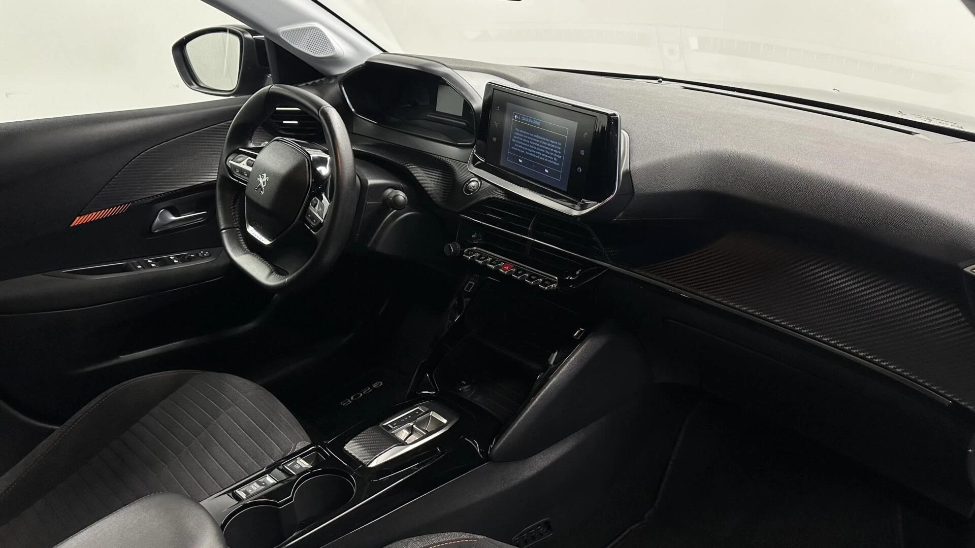 Hoofdafbeelding Peugeot e-208