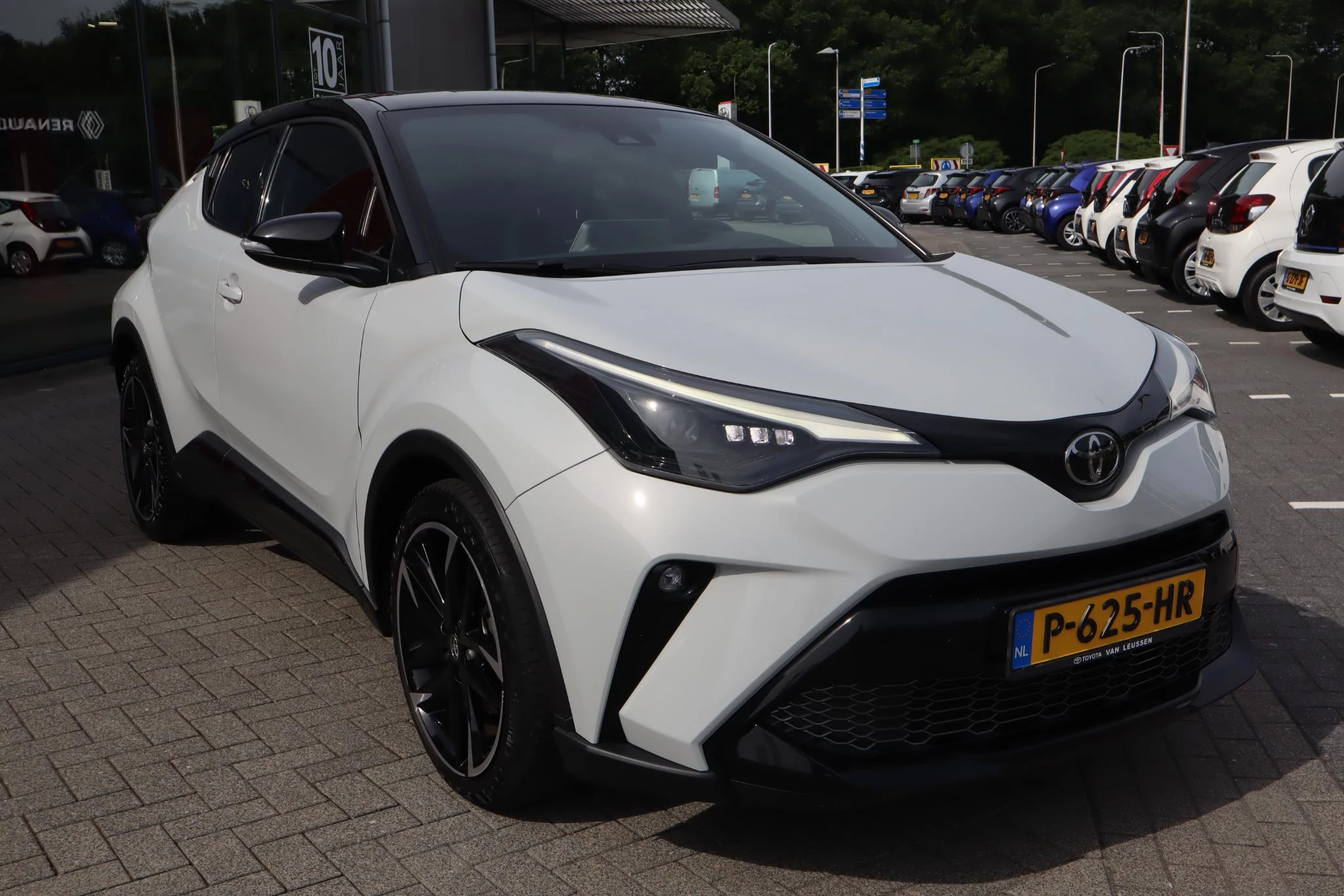 Hoofdafbeelding Toyota C-HR
