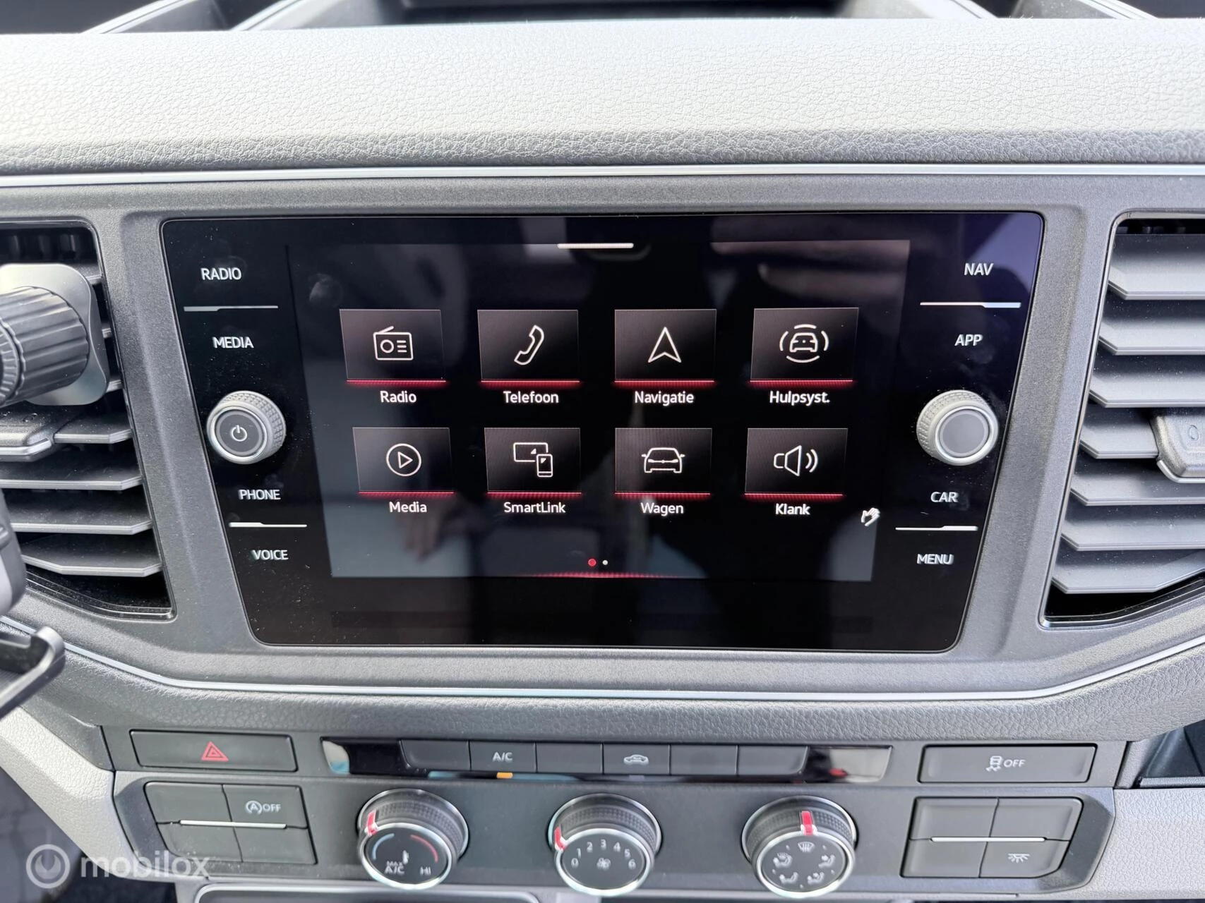 Hoofdafbeelding Knaus TGE 3.180