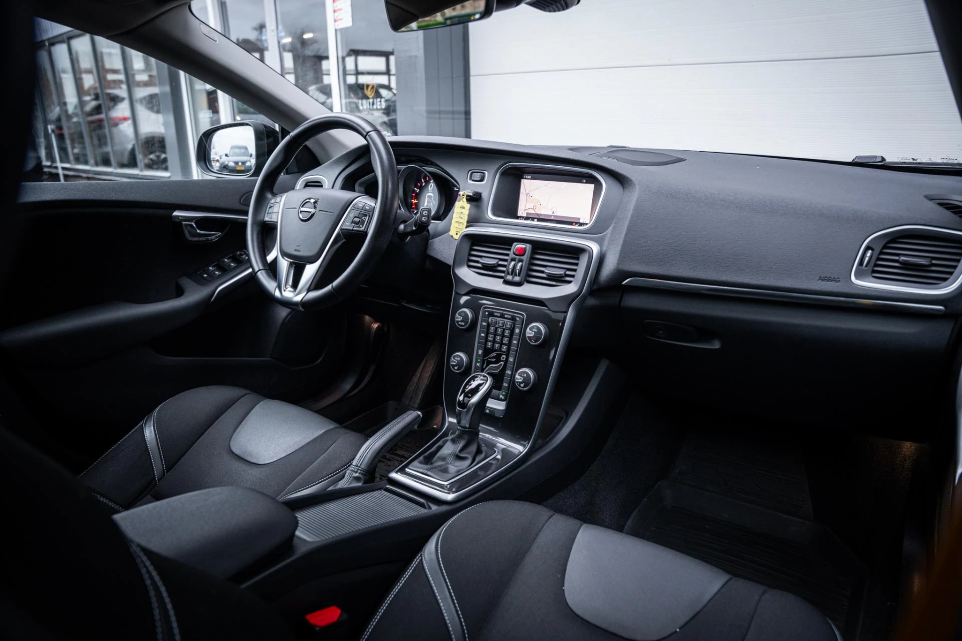 Hoofdafbeelding Volvo V40