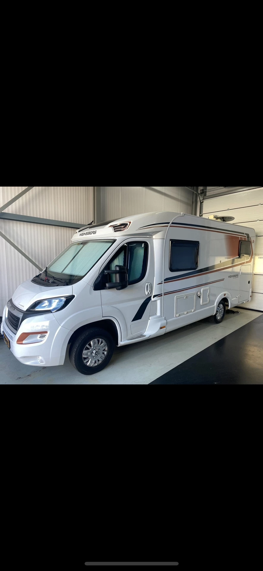 Hoofdafbeelding Weinsberg R57