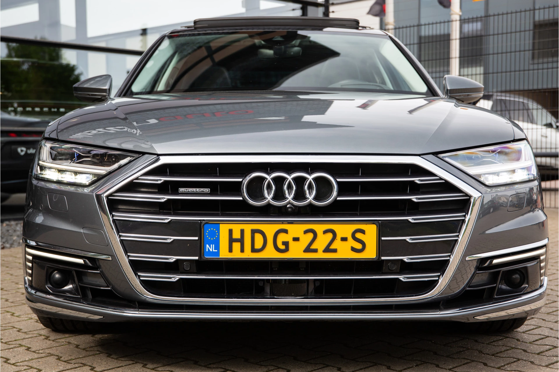 Hoofdafbeelding Audi A8