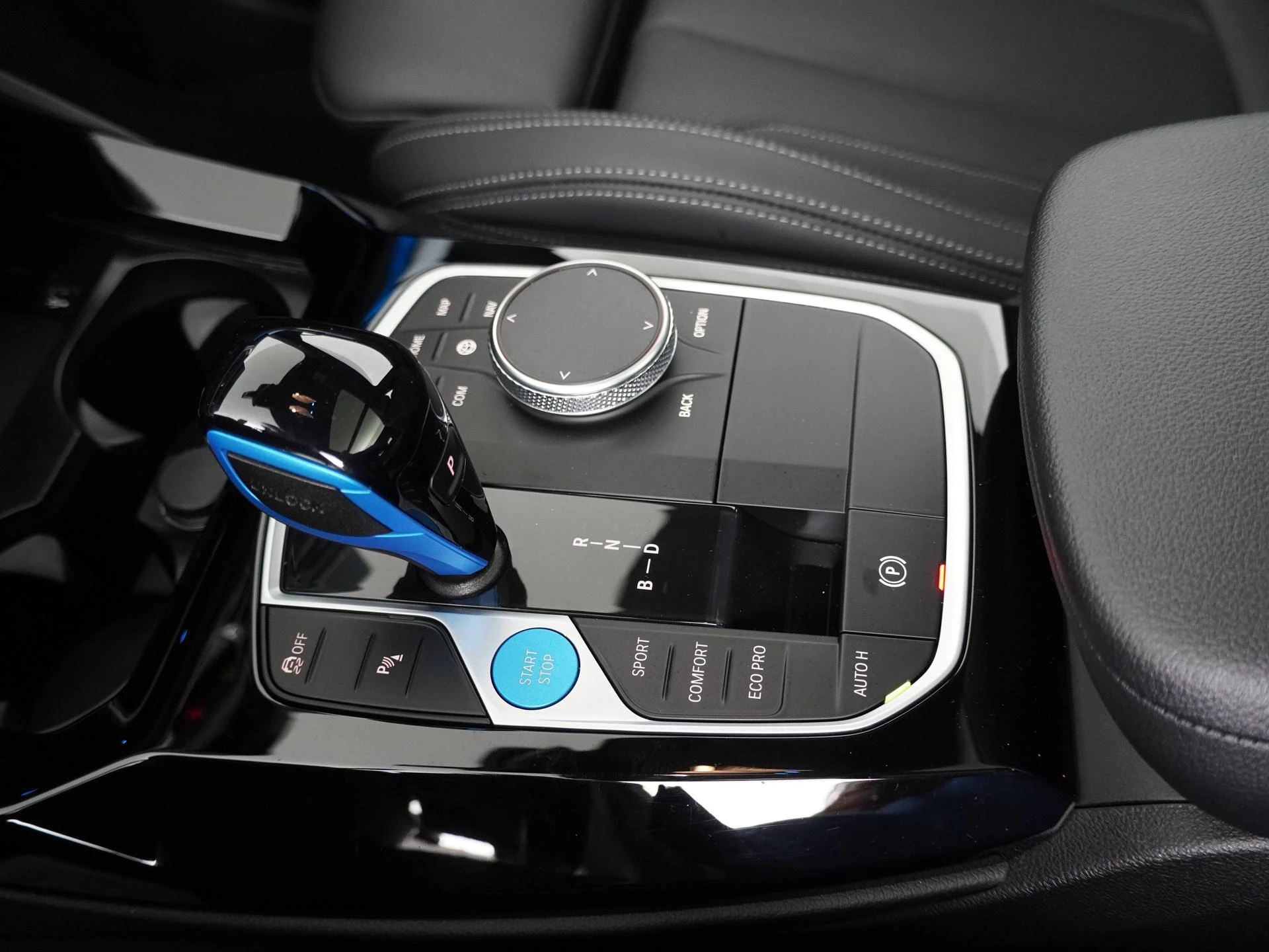 Hoofdafbeelding BMW iX3