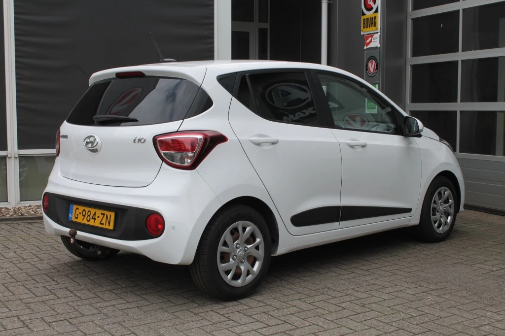 Hoofdafbeelding Hyundai i10