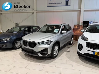 BMW X1 SDRIVE18I Advantage Airco Navi Trekhaak LED Stoel verwarmd PDC.