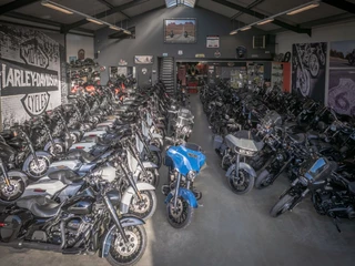 Hoofdafbeelding Harley-Davidson Harley-davidson Inkoop! Veilig En Vertro Harley-Davidson Harley-davidson Inkoop! Veilig En Vertro HARLEY-DAVIDSON INKOOP! VEILIG EN VERTROUWD. DIRECT GELD.