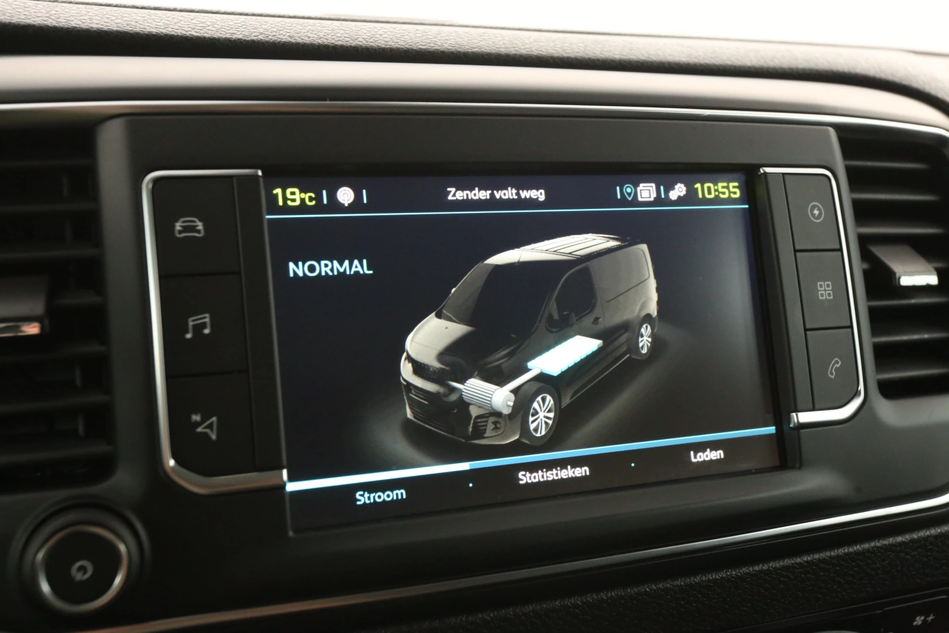 Hoofdafbeelding Peugeot e-Expert