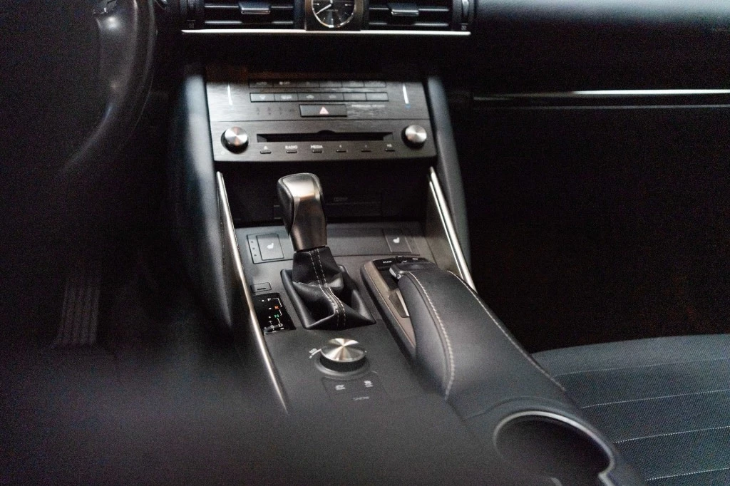 Hoofdafbeelding Lexus IS