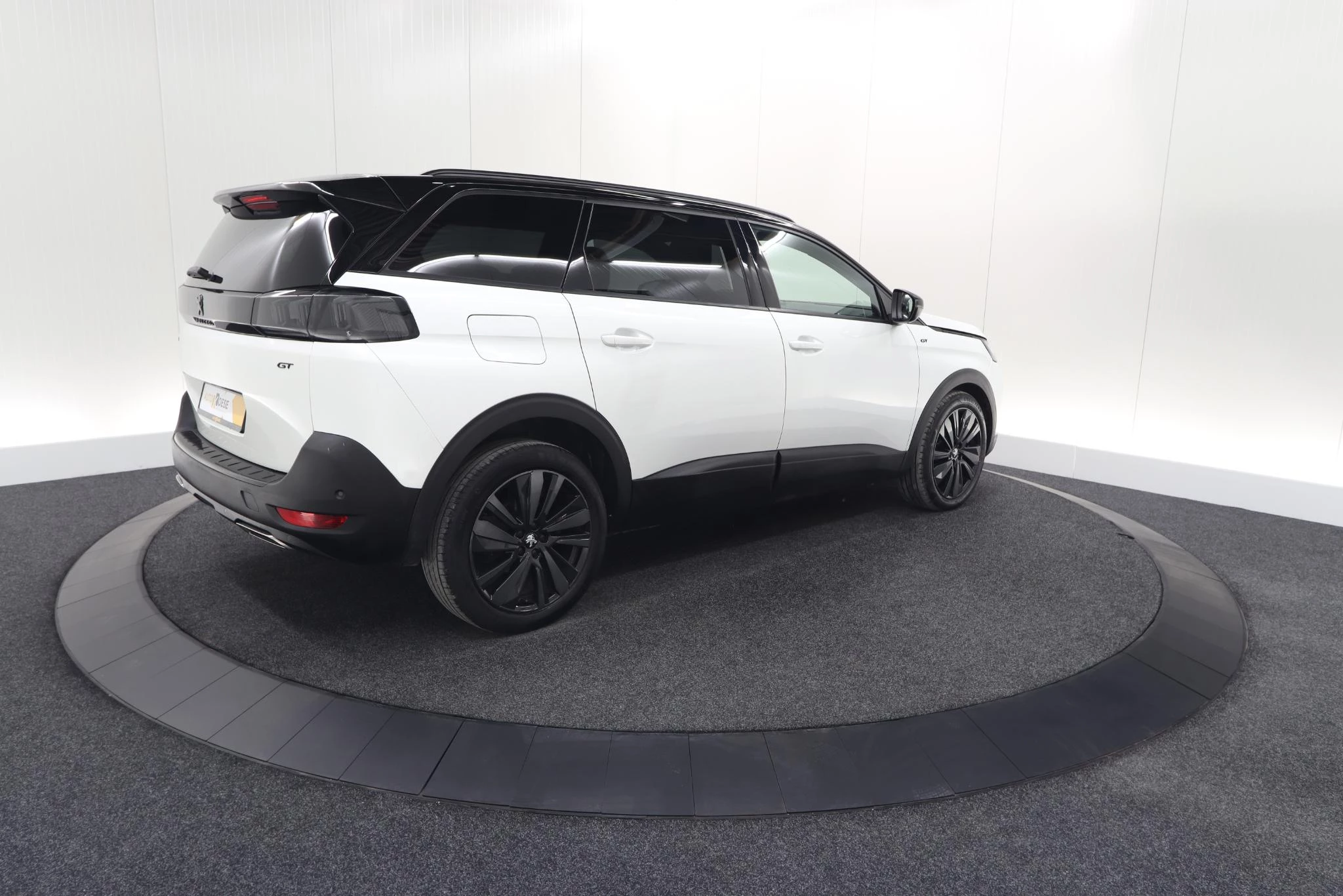 Hoofdafbeelding Peugeot 5008