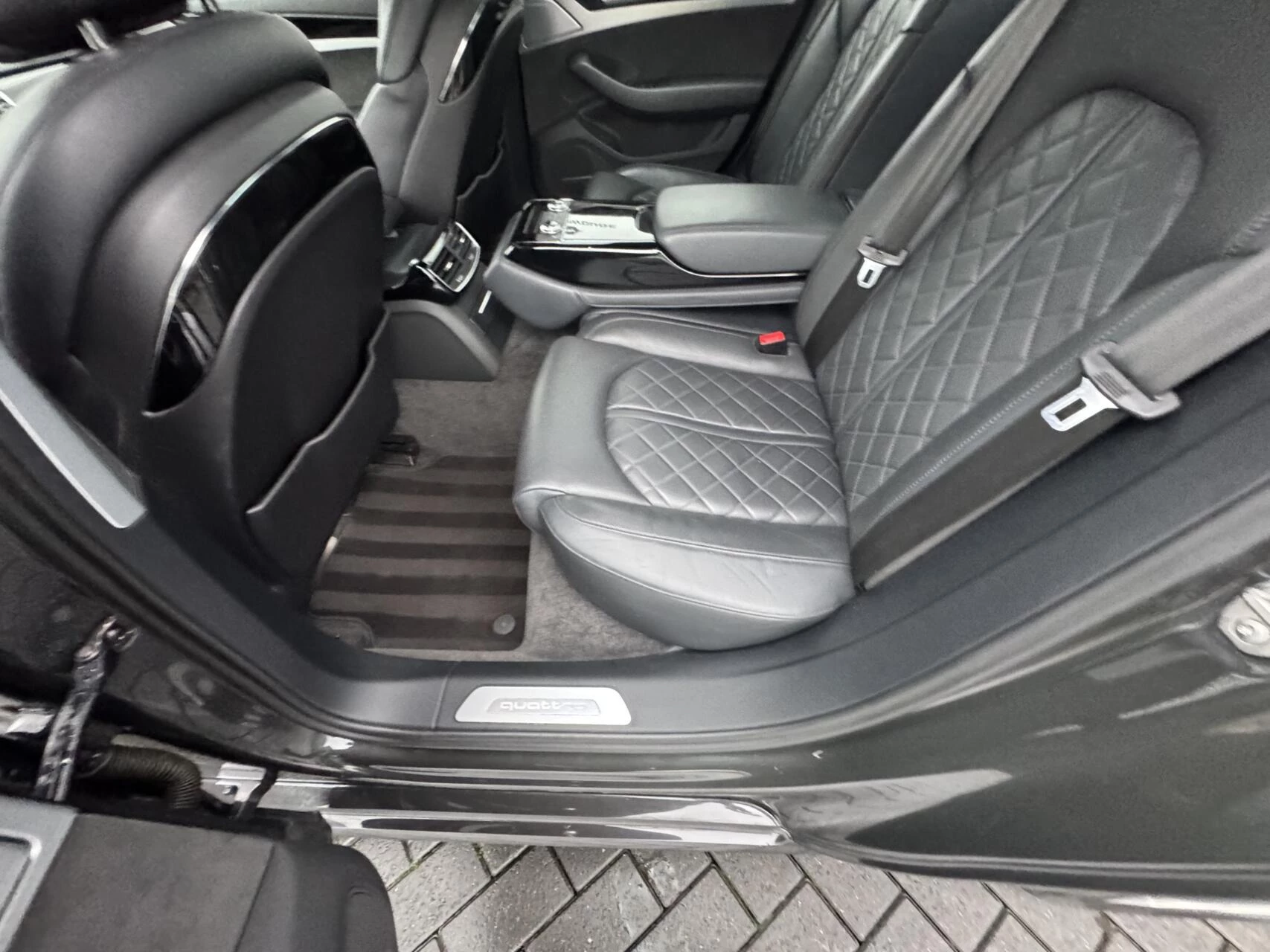 Hoofdafbeelding Audi A8