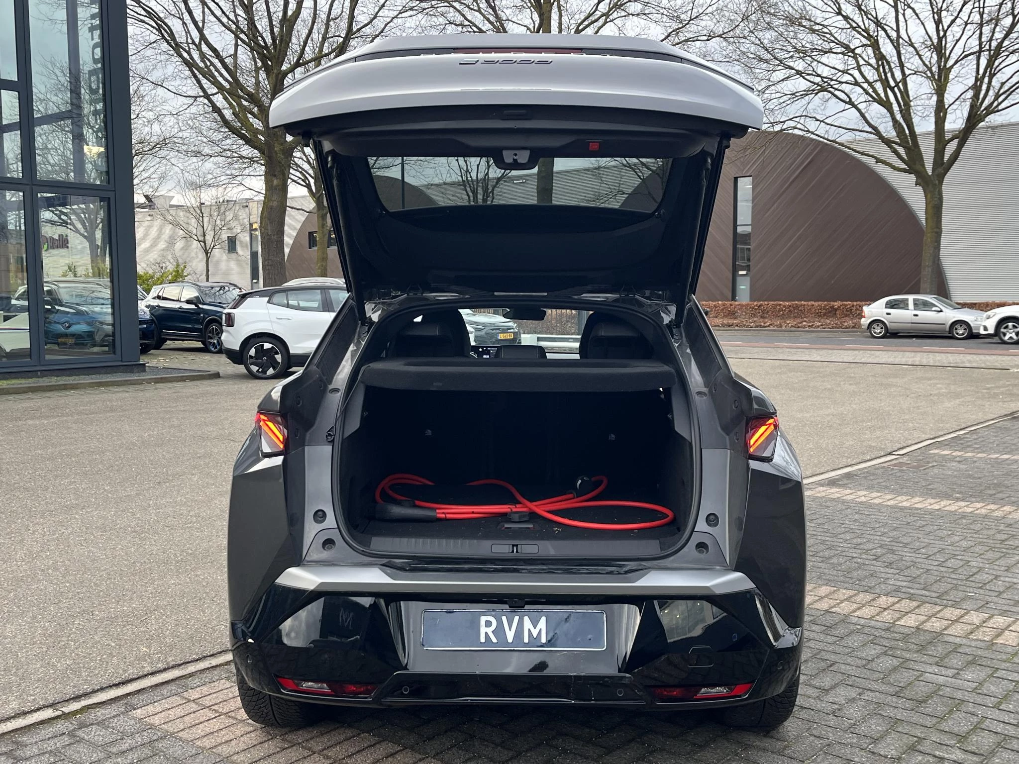 Hoofdafbeelding Peugeot e-3008