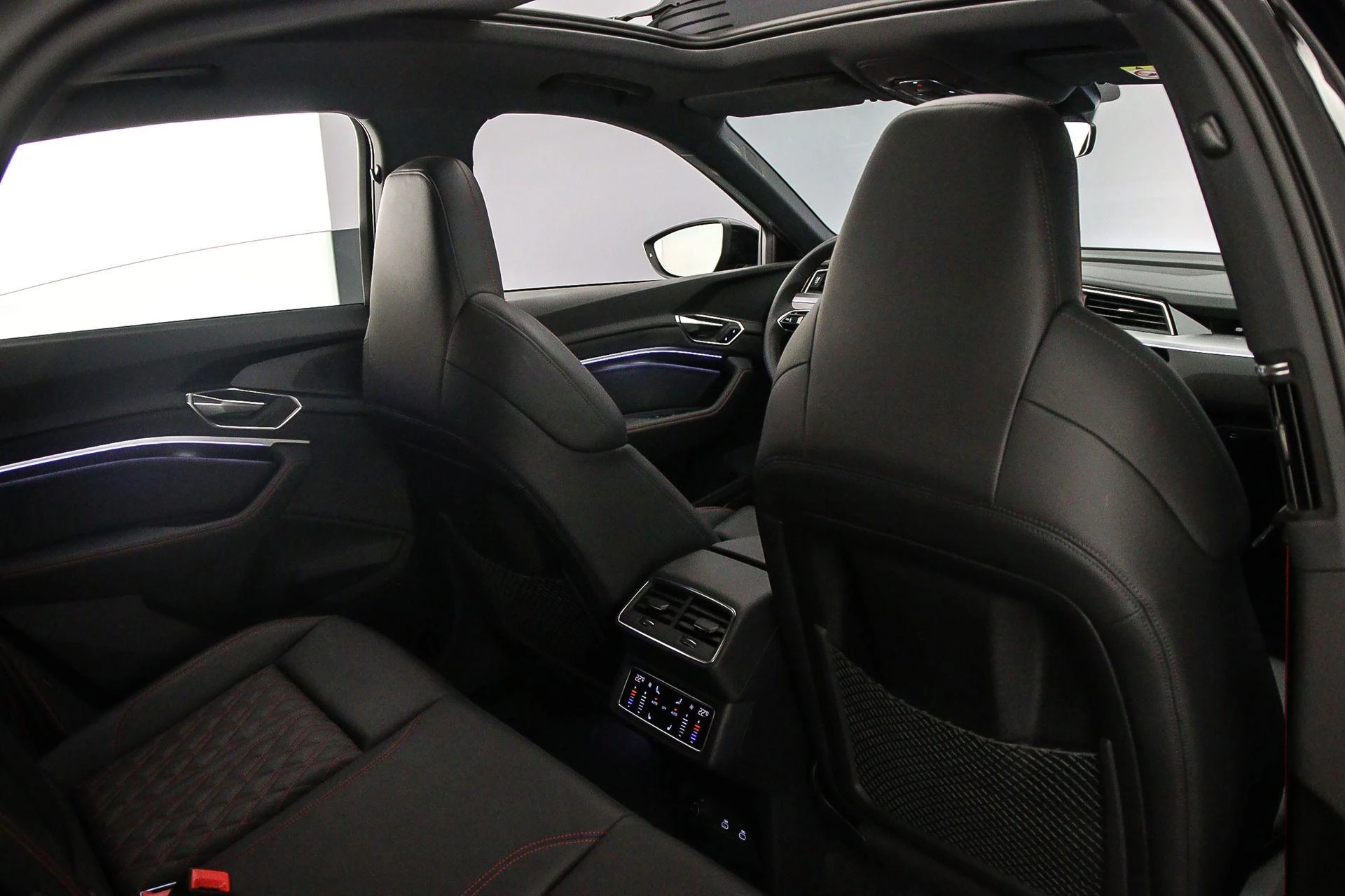 Hoofdafbeelding Audi Q8 Sportback e-tron