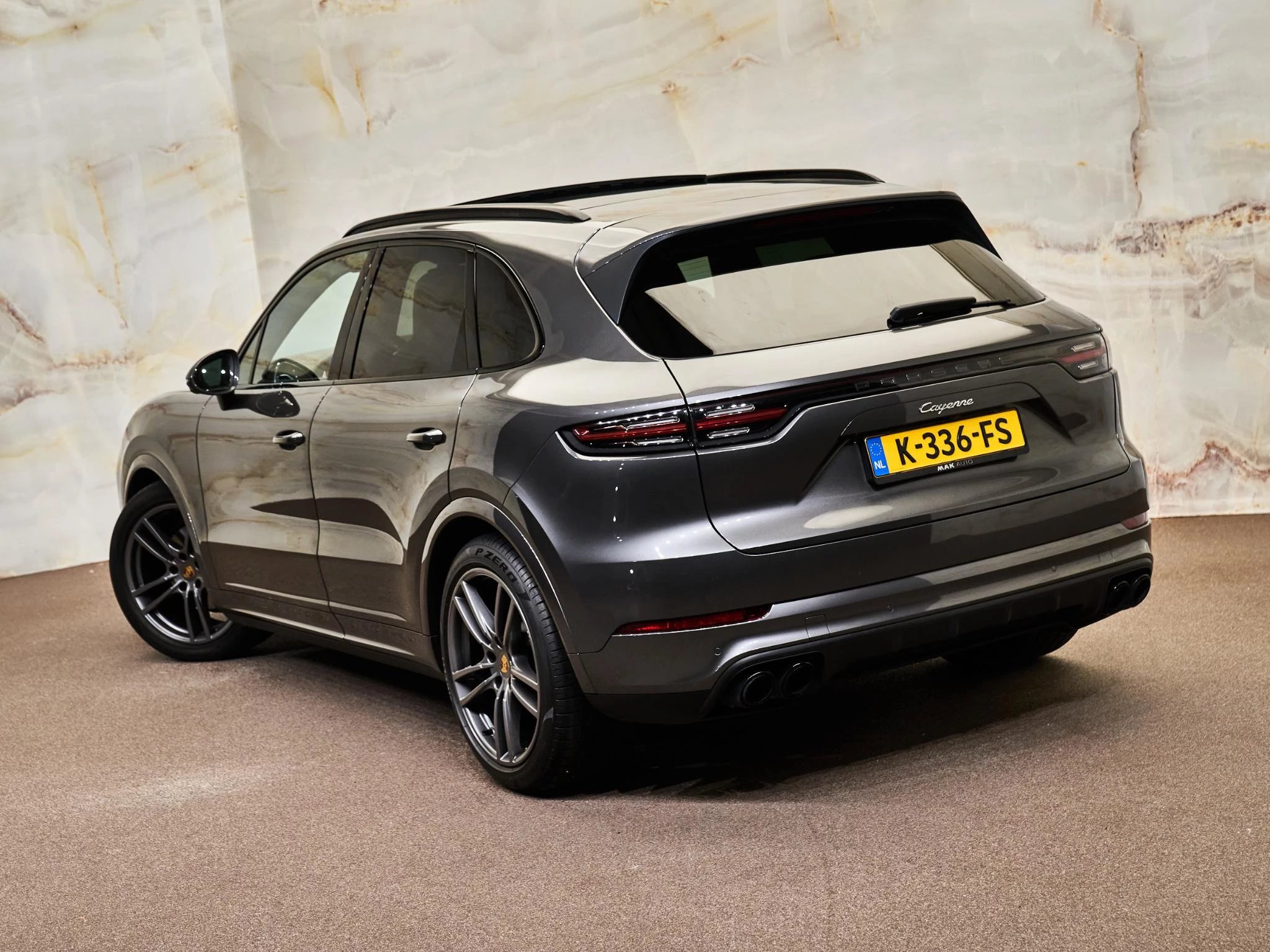 Hoofdafbeelding Porsche Cayenne