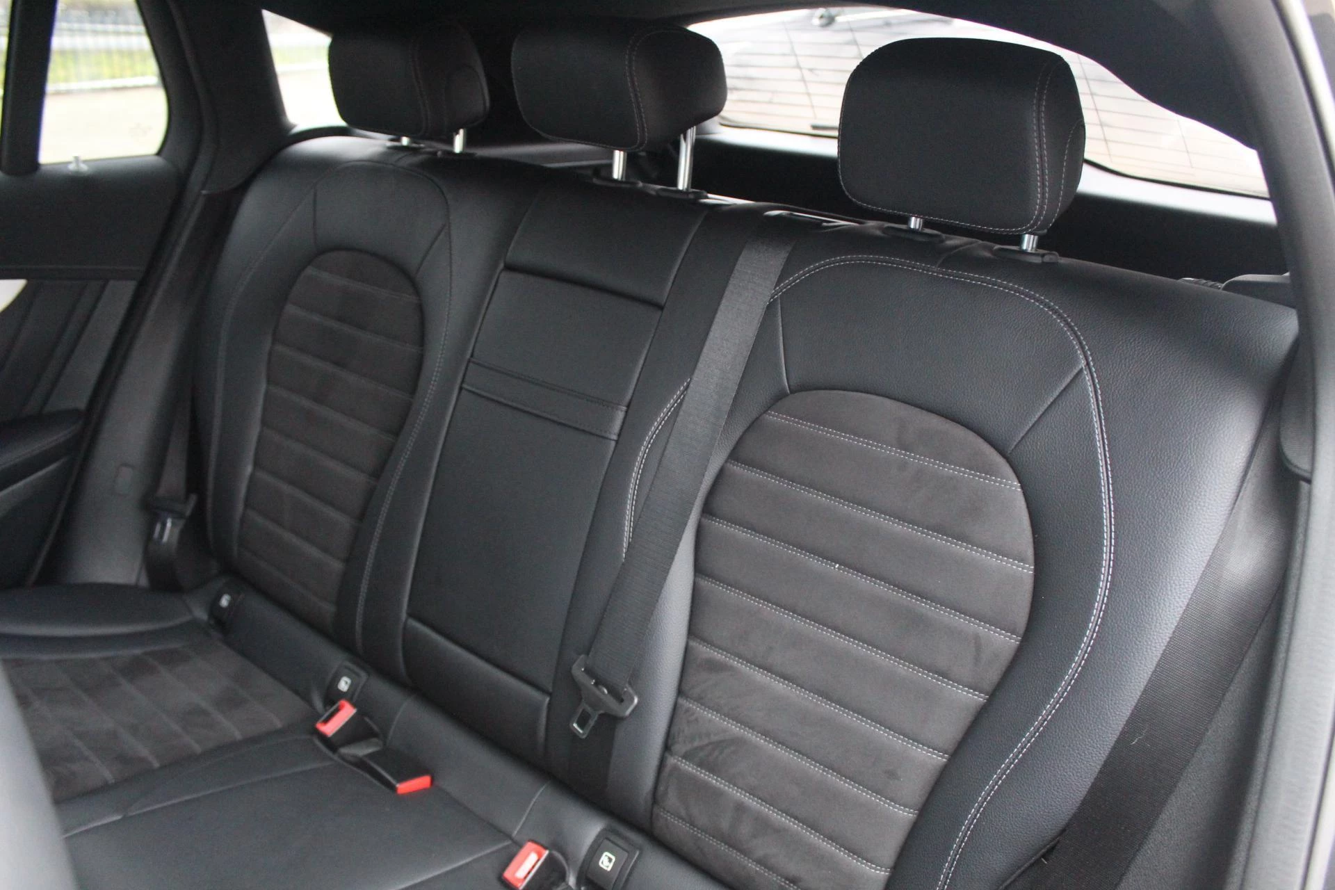 Hoofdafbeelding Mercedes-Benz EQC