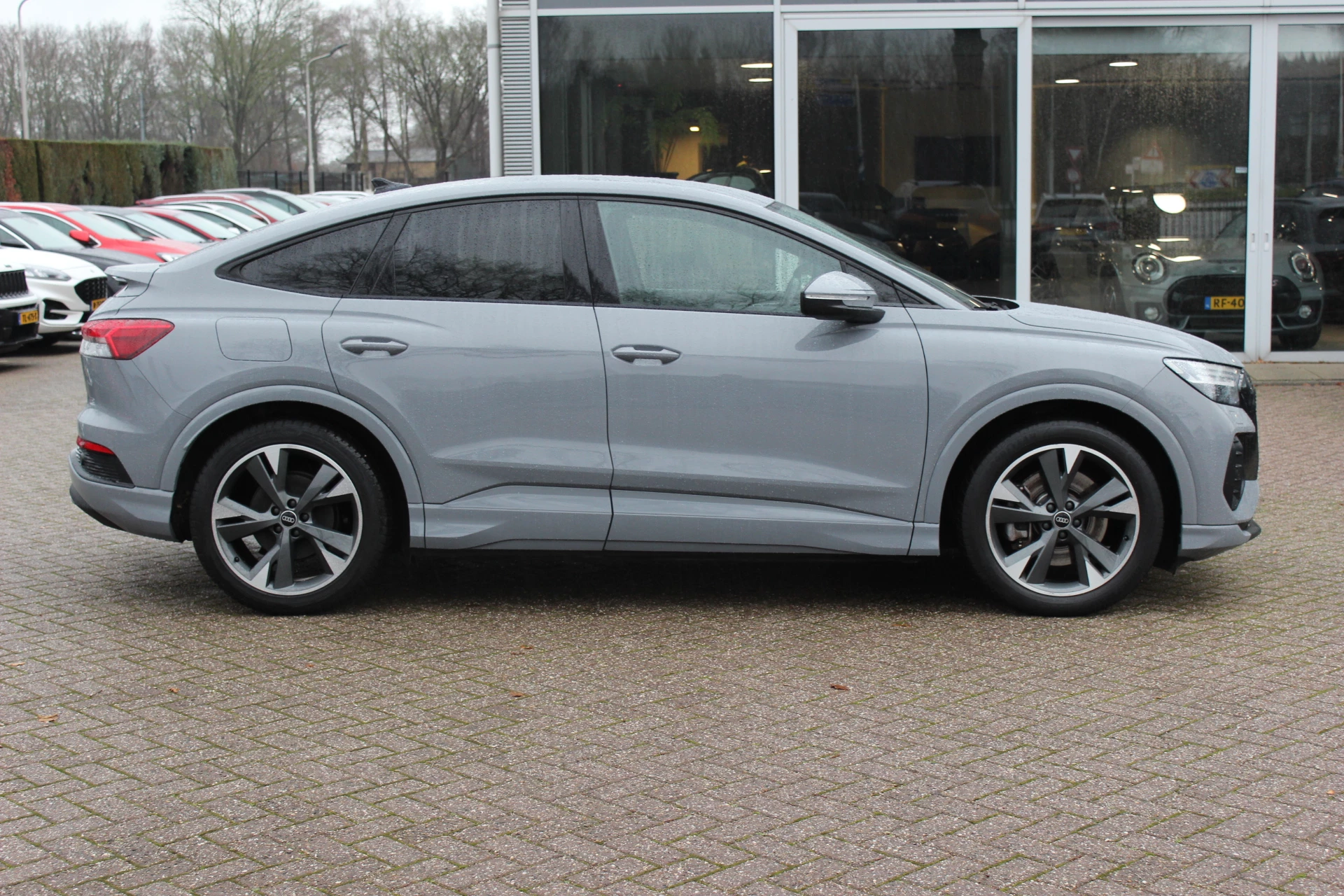 Hoofdafbeelding Audi Q4 Sportback e-tron