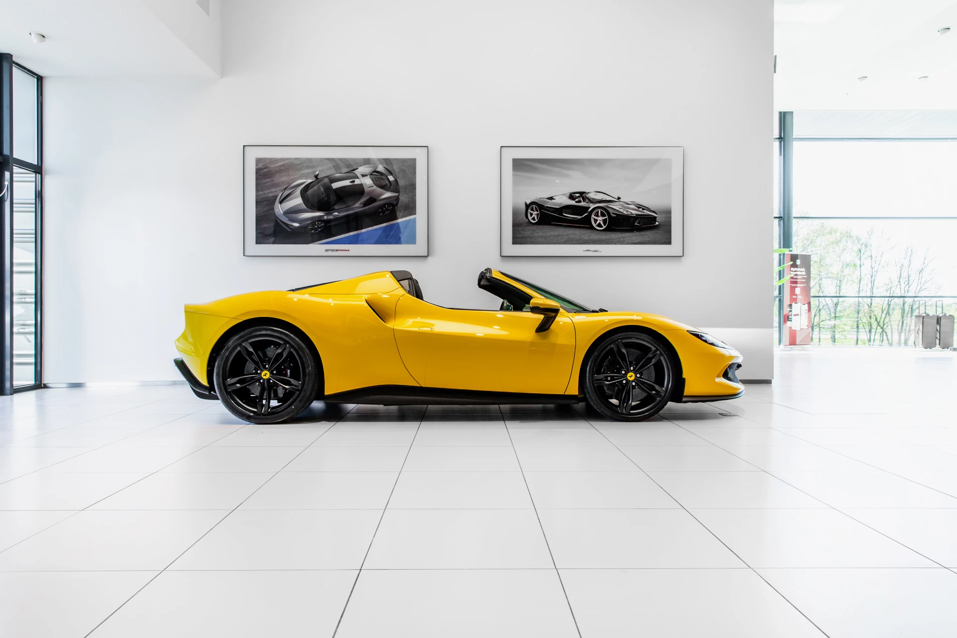 Hoofdafbeelding Ferrari 296