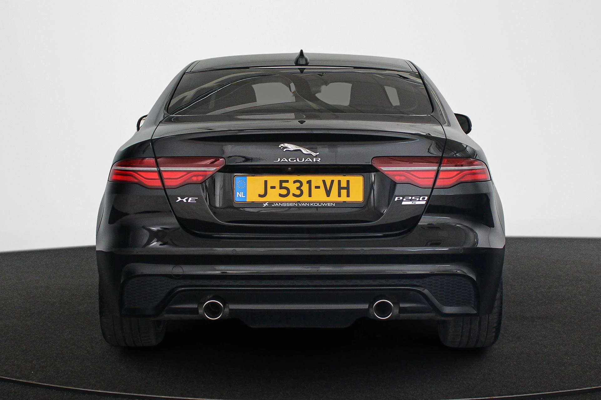 Hoofdafbeelding Jaguar XE