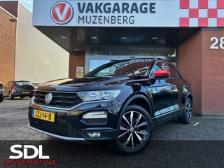 Volkswagen T-Roc 1.5 TSI Style // BEATS AUDIO // TREKHAAK // NAVI // PDC // ADAPTIVE CRUISE // APPLE CARPLAY - ANDROID AUTO // STOELVERWARMING //
