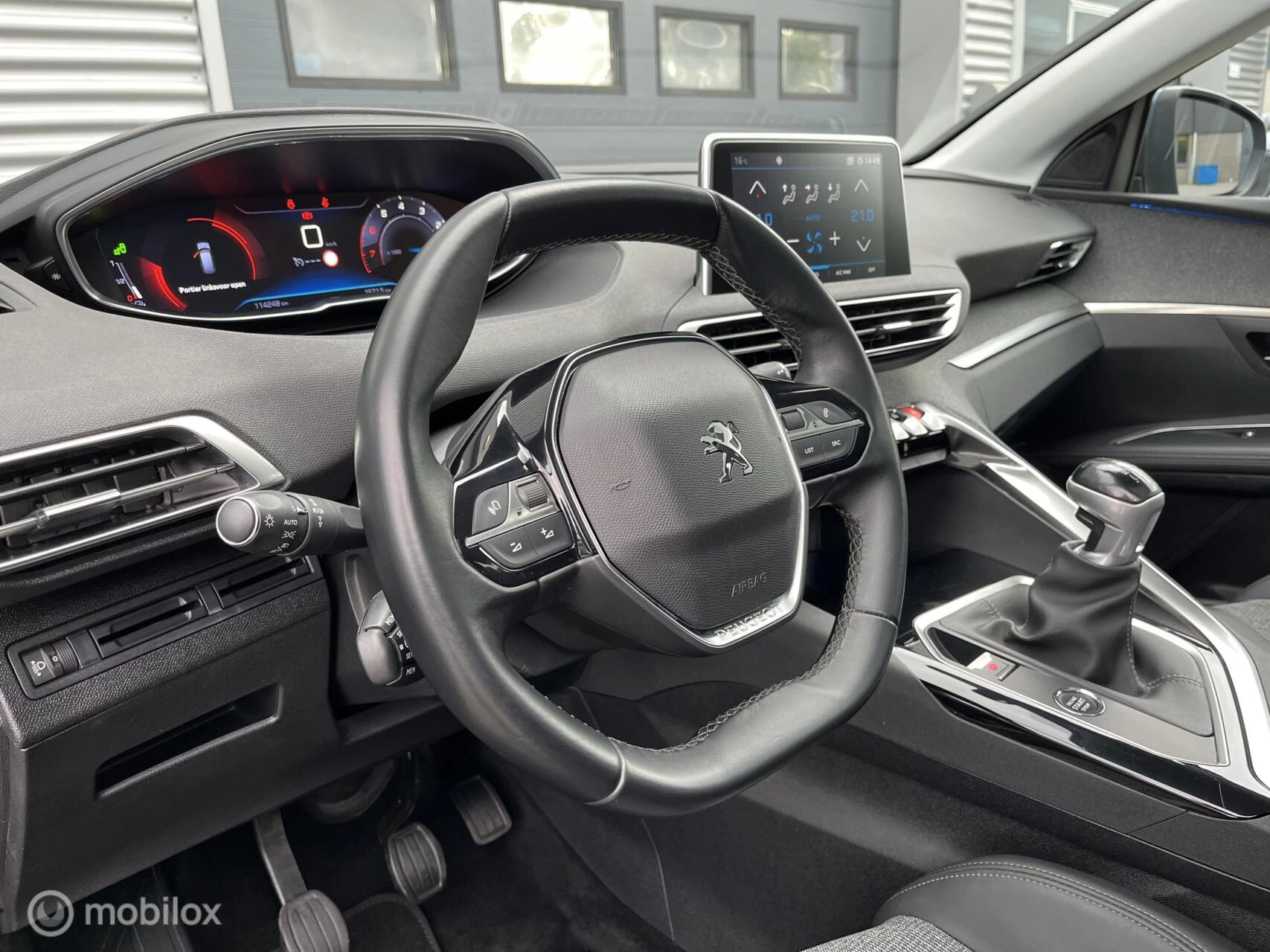 Hoofdafbeelding Peugeot 5008