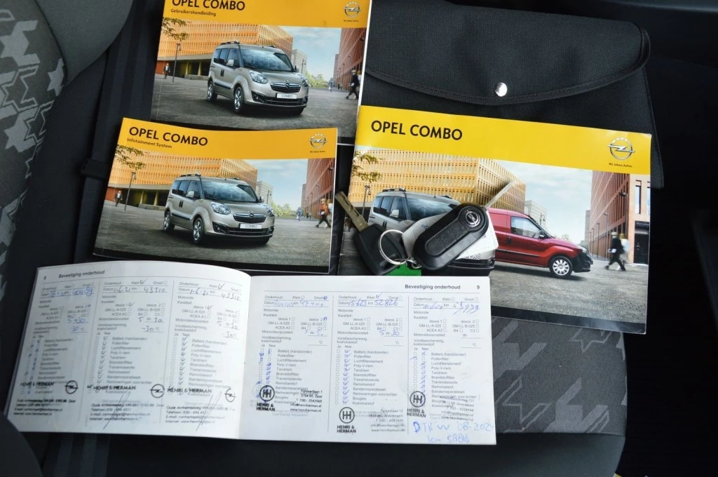 Hoofdafbeelding Opel Combo