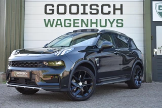Lynk & Co 01 1.5 | Black on Black | Panorama | Carplay |