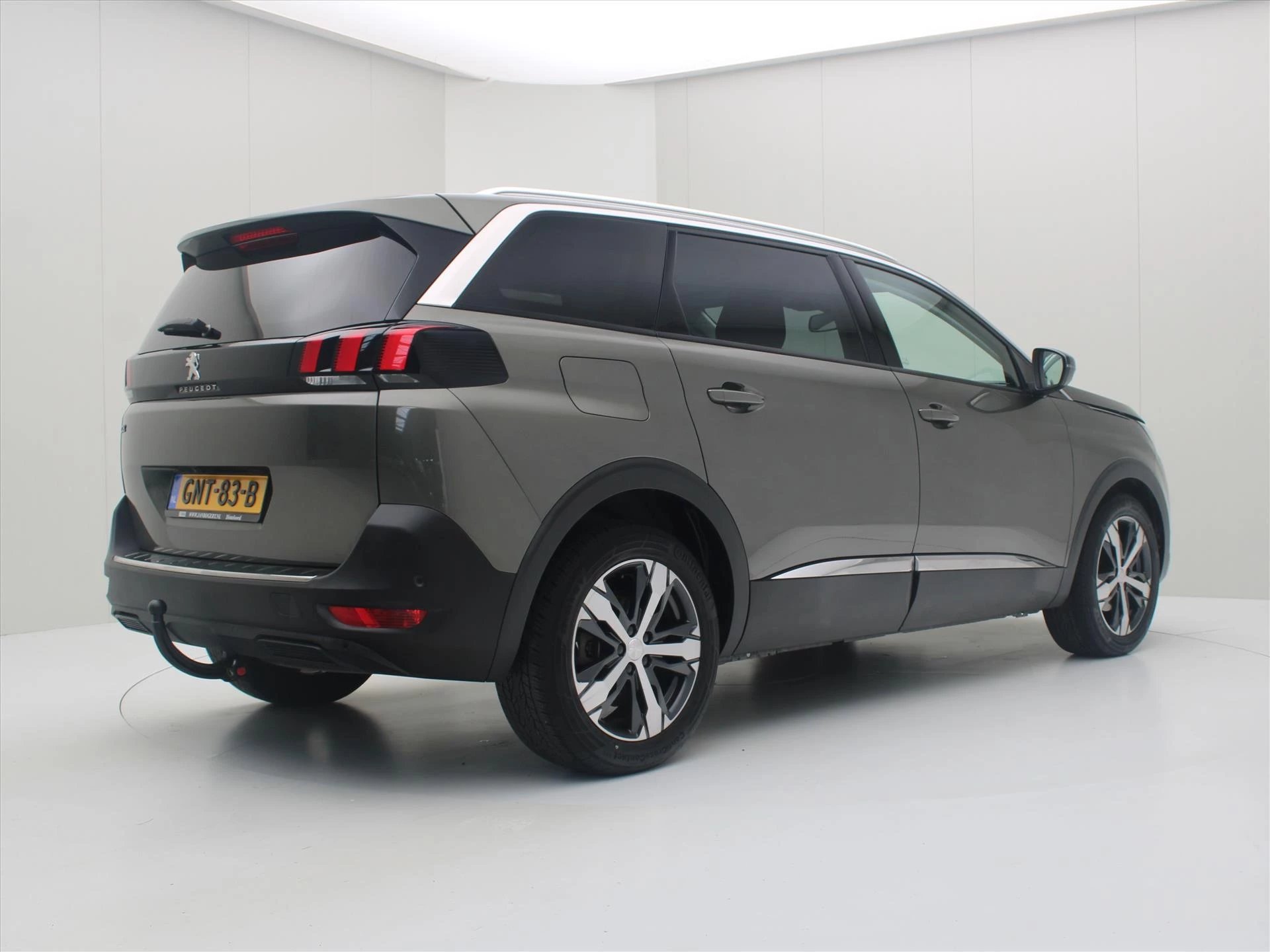 Hoofdafbeelding Peugeot 5008