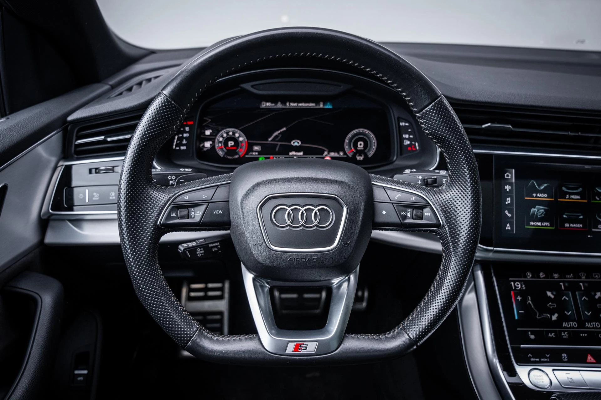 Hoofdafbeelding Audi Q8