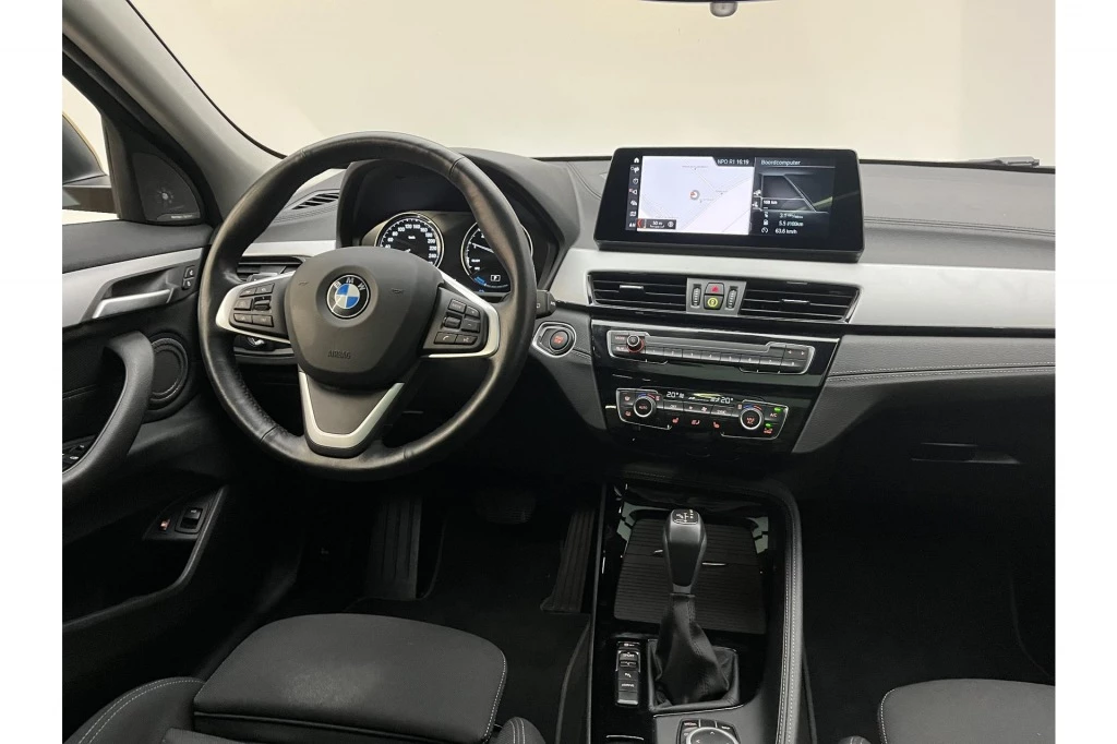 Hoofdafbeelding BMW X2