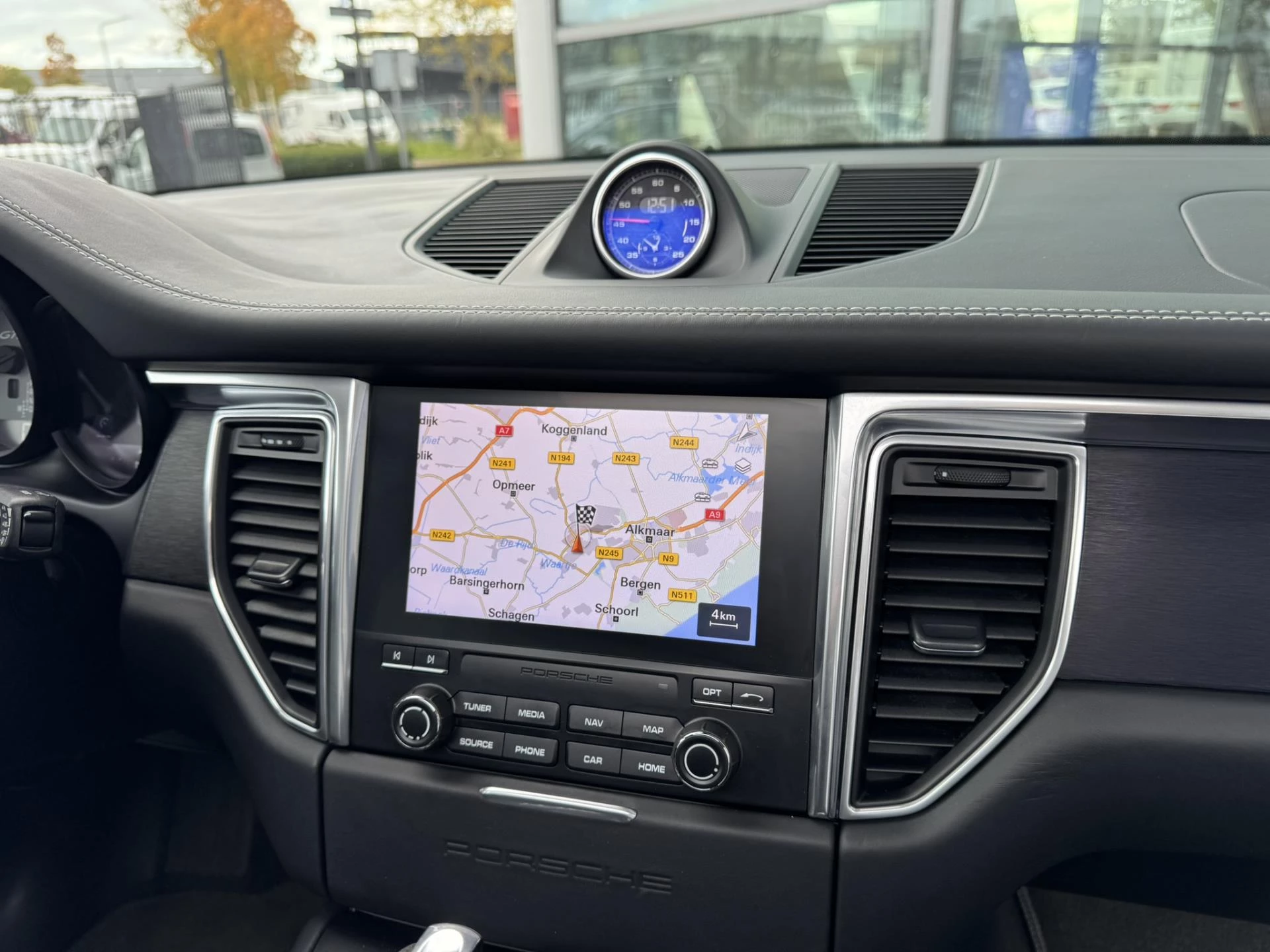 Hoofdafbeelding Porsche Macan