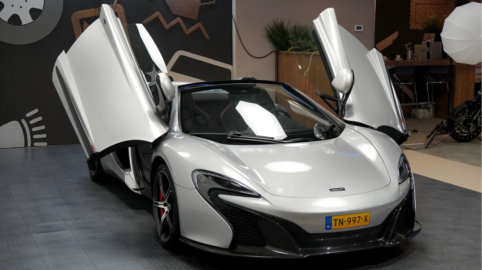 Hoofdafbeelding McLaren 650S