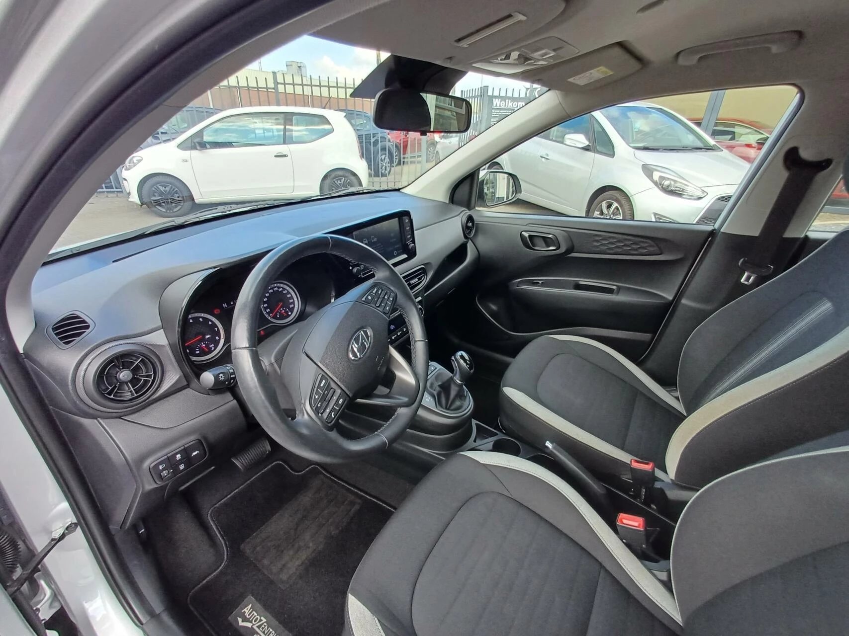 Hoofdafbeelding Hyundai i10