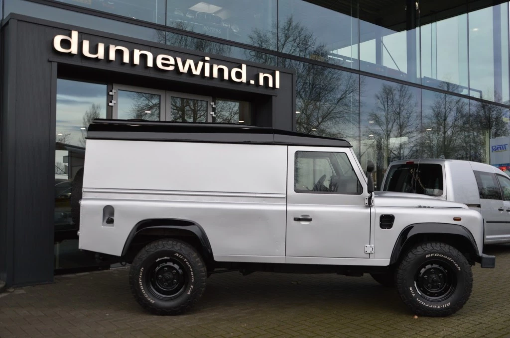 Hoofdafbeelding Land Rover Defender