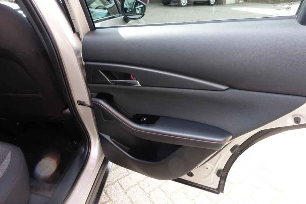 Hoofdafbeelding Mazda CX-30