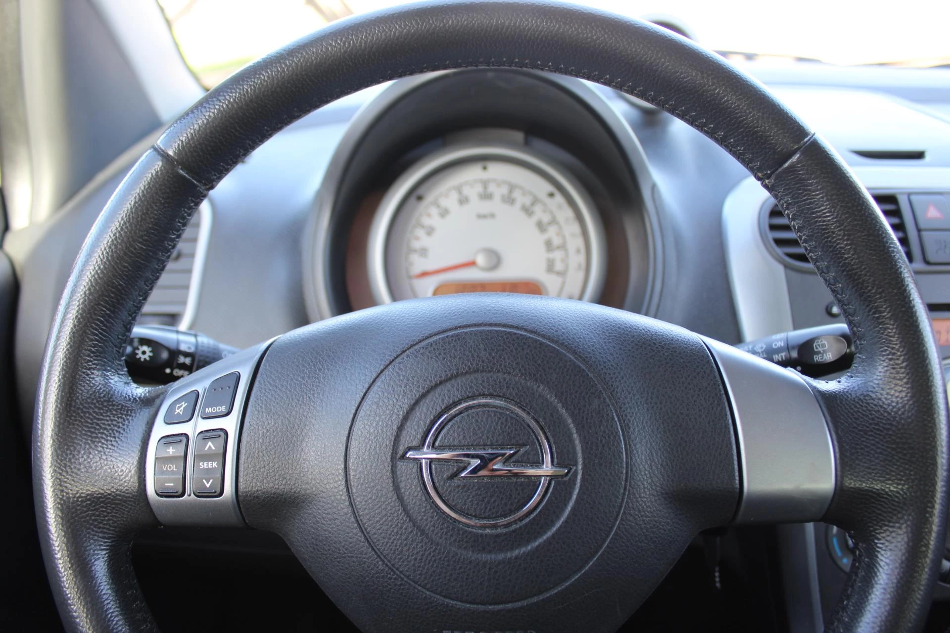 Hoofdafbeelding Opel Agila