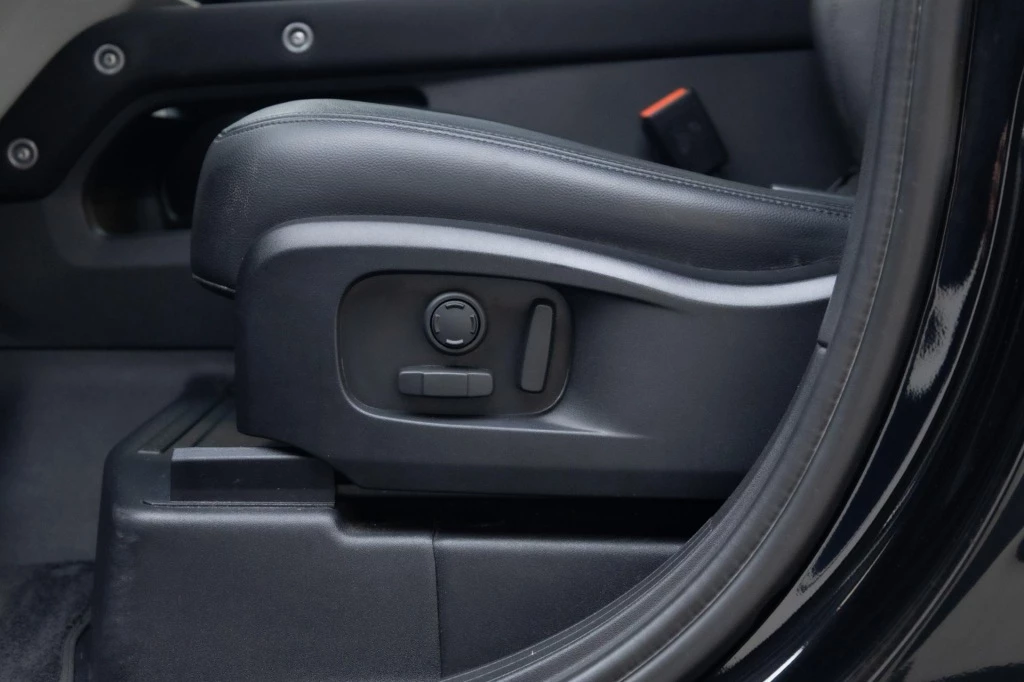 Hoofdafbeelding Land Rover Defender