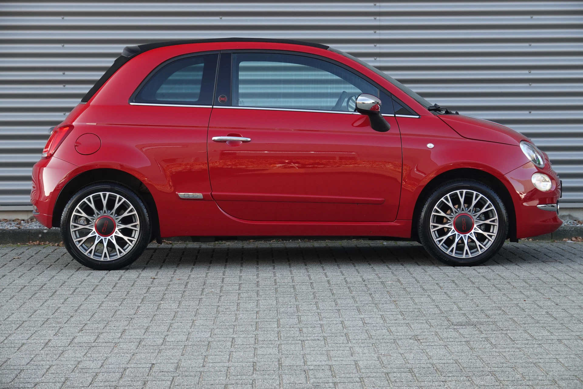Hoofdafbeelding Fiat 500C