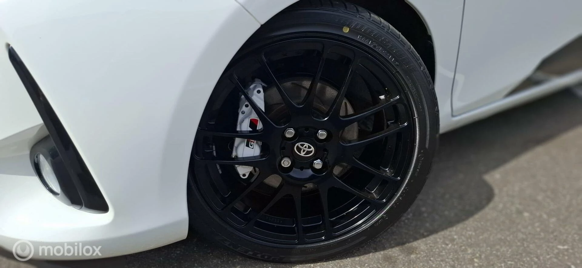 Hoofdafbeelding Toyota Yaris