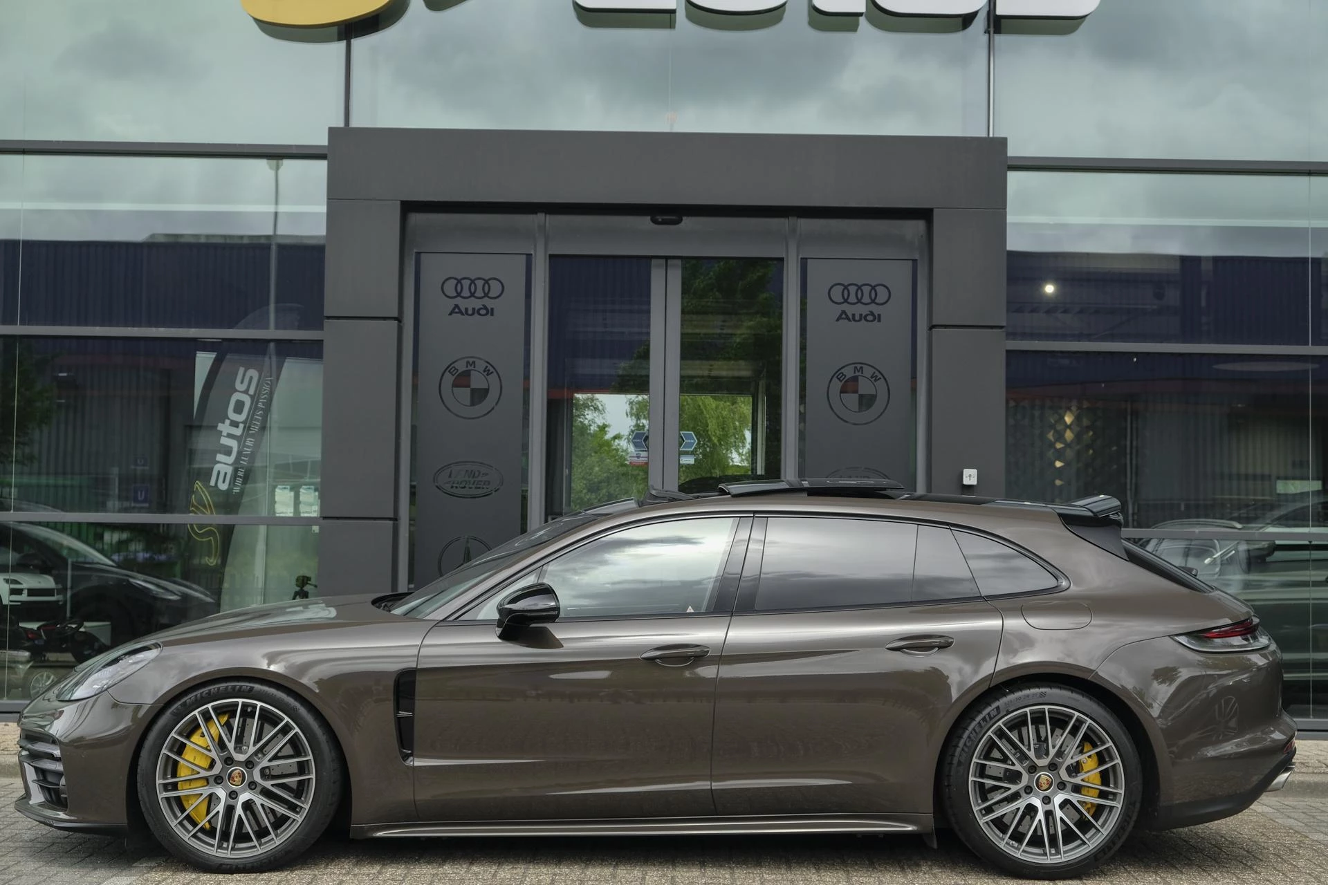 Hoofdafbeelding Porsche Panamera