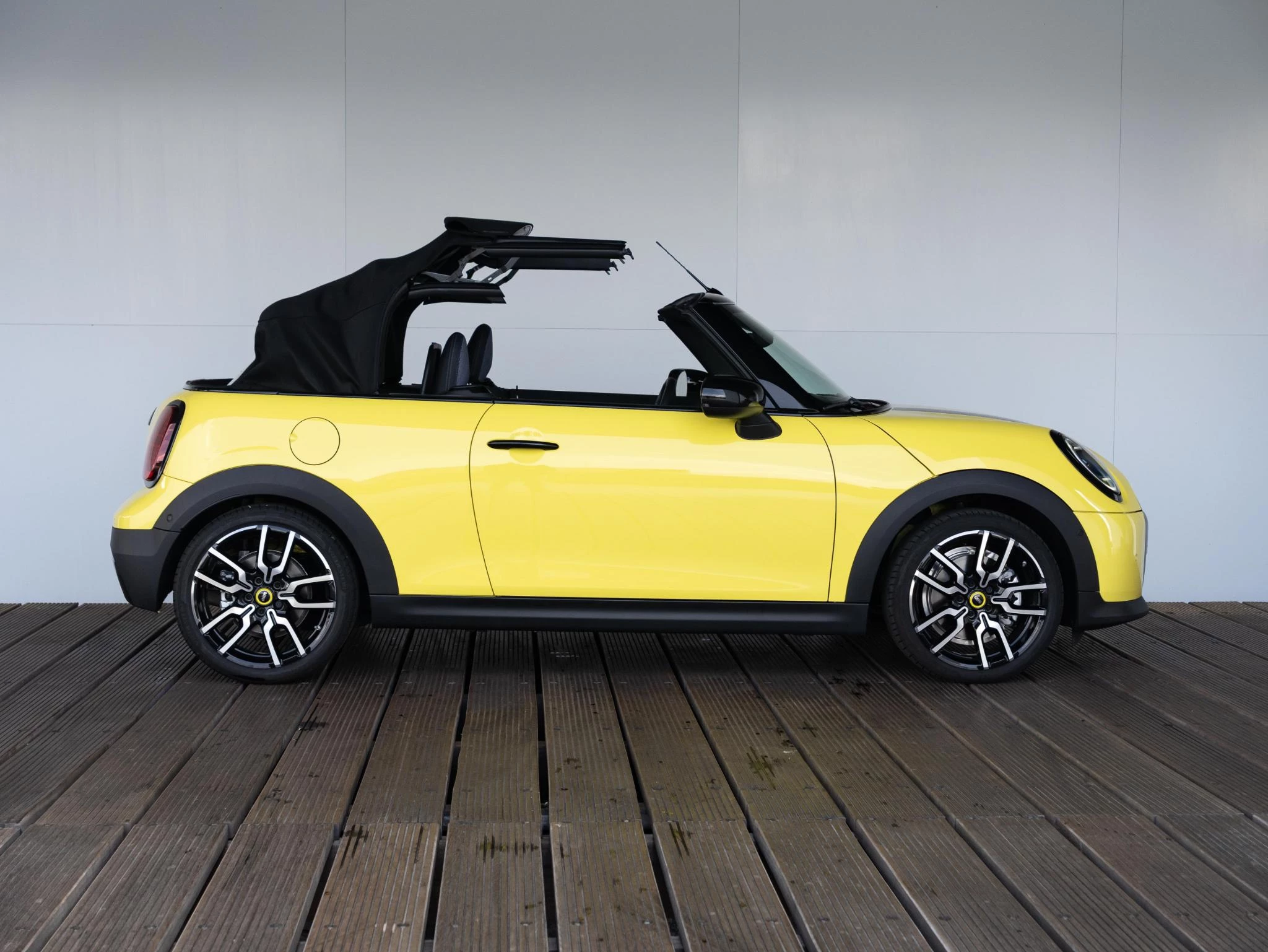 Hoofdafbeelding MINI Cabrio
