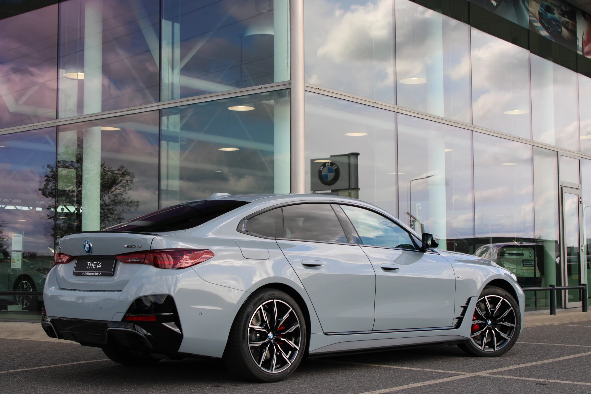 Hoofdafbeelding BMW i4