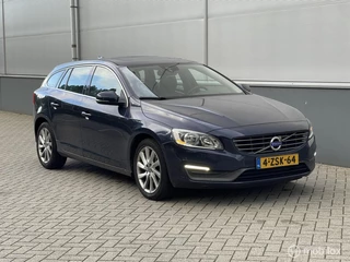 Volvo V60 1.6 D2 2015/Airco/trekhaak/NAP