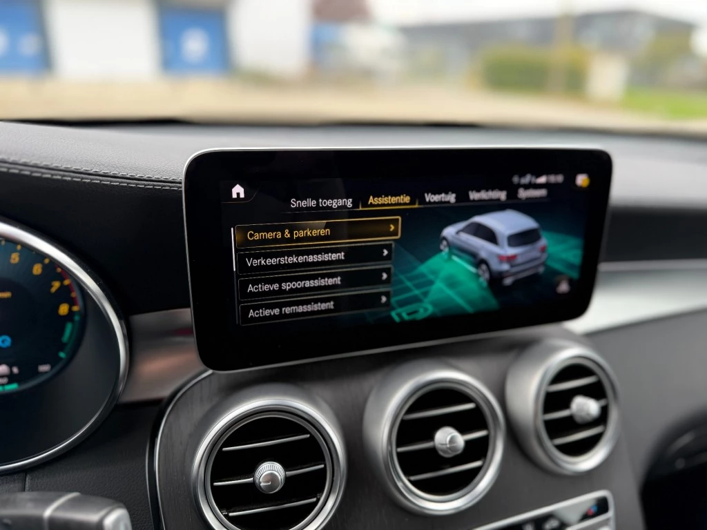 Hoofdafbeelding Mercedes-Benz GLC
