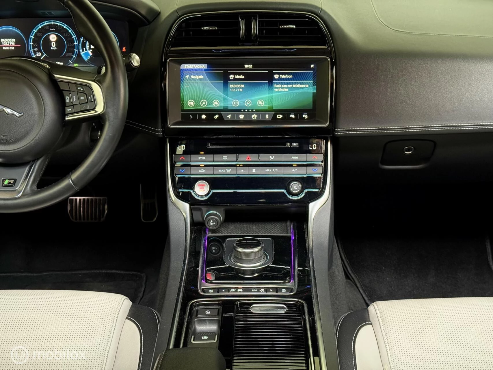 Hoofdafbeelding Jaguar XE