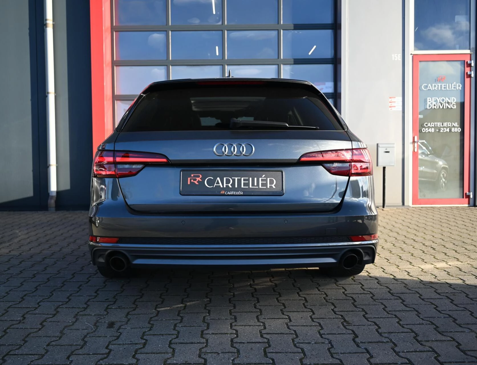 Hoofdafbeelding Audi A4