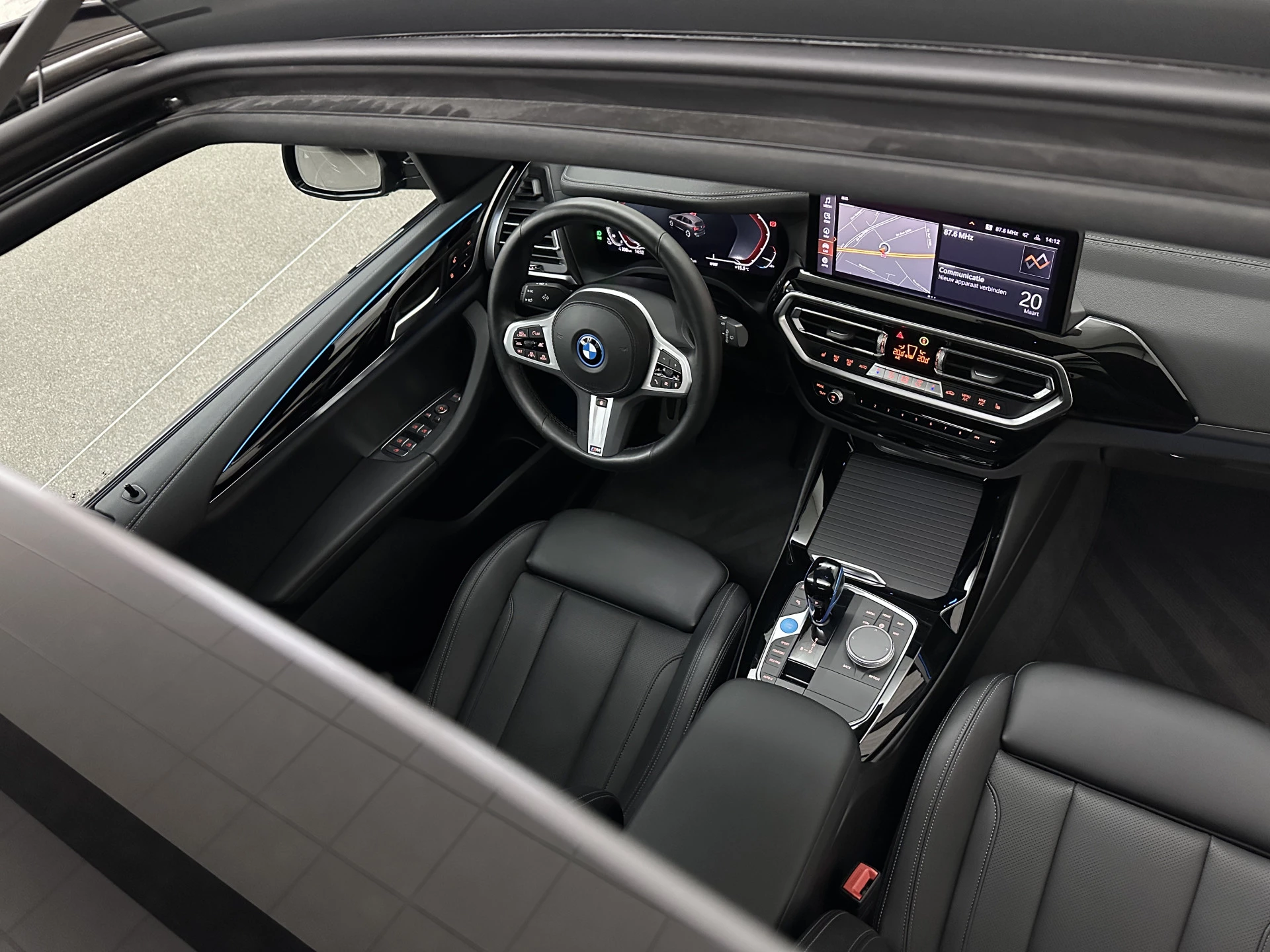 Hoofdafbeelding BMW iX3