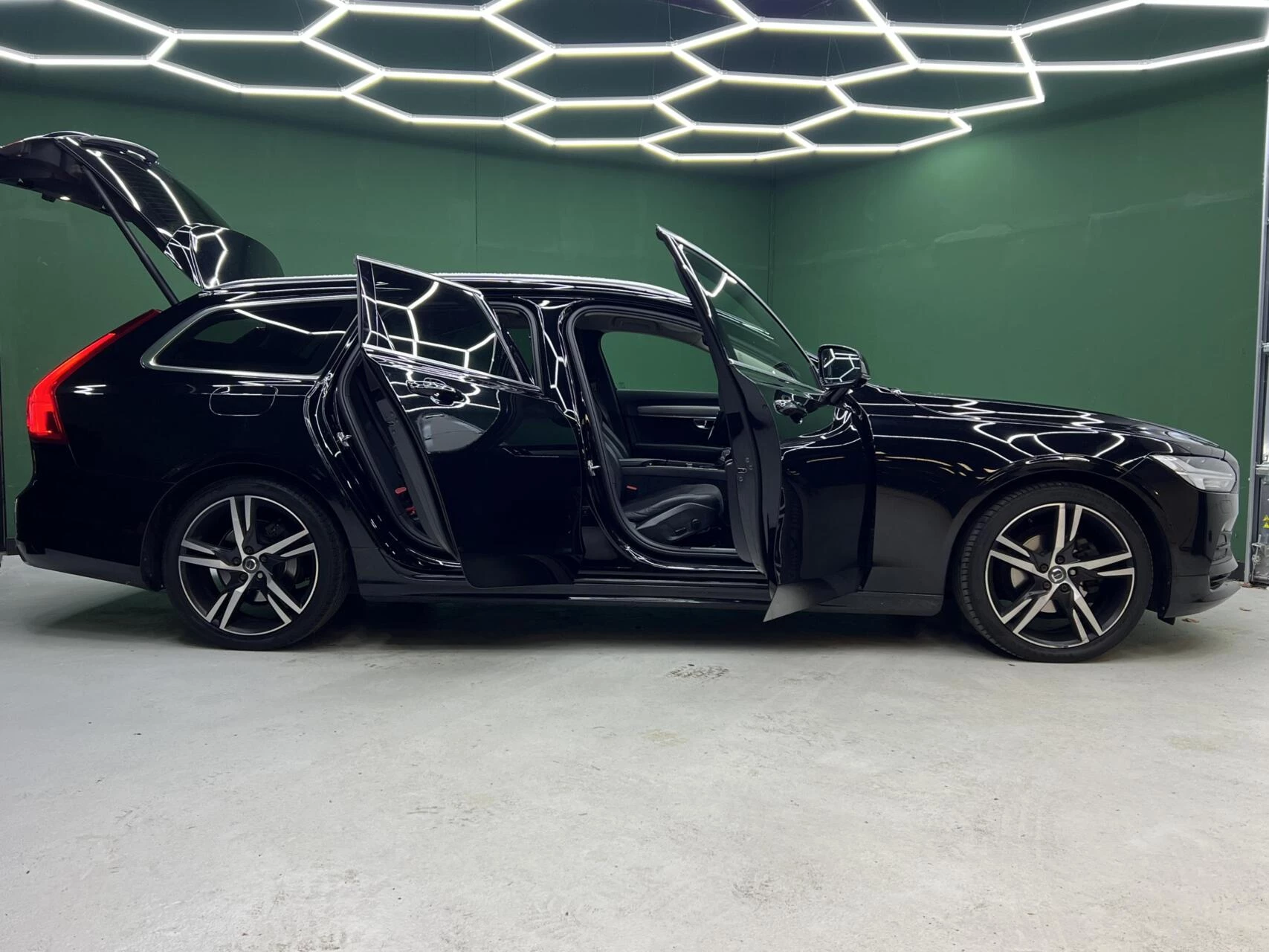 Hoofdafbeelding Volvo V90