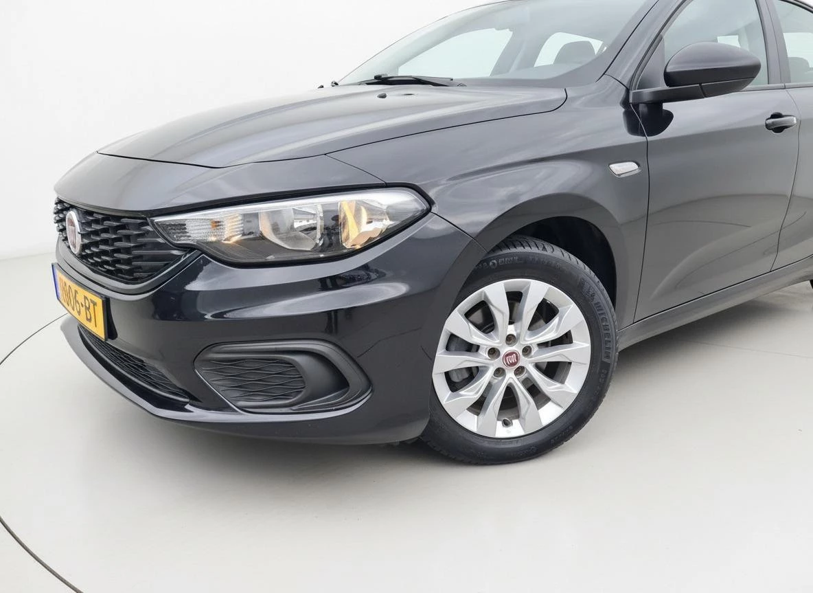 Hoofdafbeelding Fiat Tipo