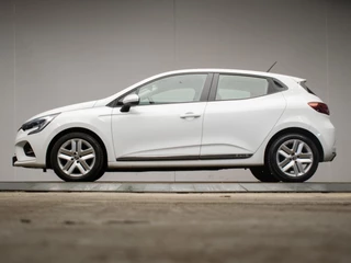 Renault Clio 1.0 TCe Zen Sport (APPLE CARPLAY,NAVI,LED,CRUISE,PDC,DAB,BLUETOOTH,LANE ASSIST,LM VELGEN,NIEUWE APK,NETTE STAAT)