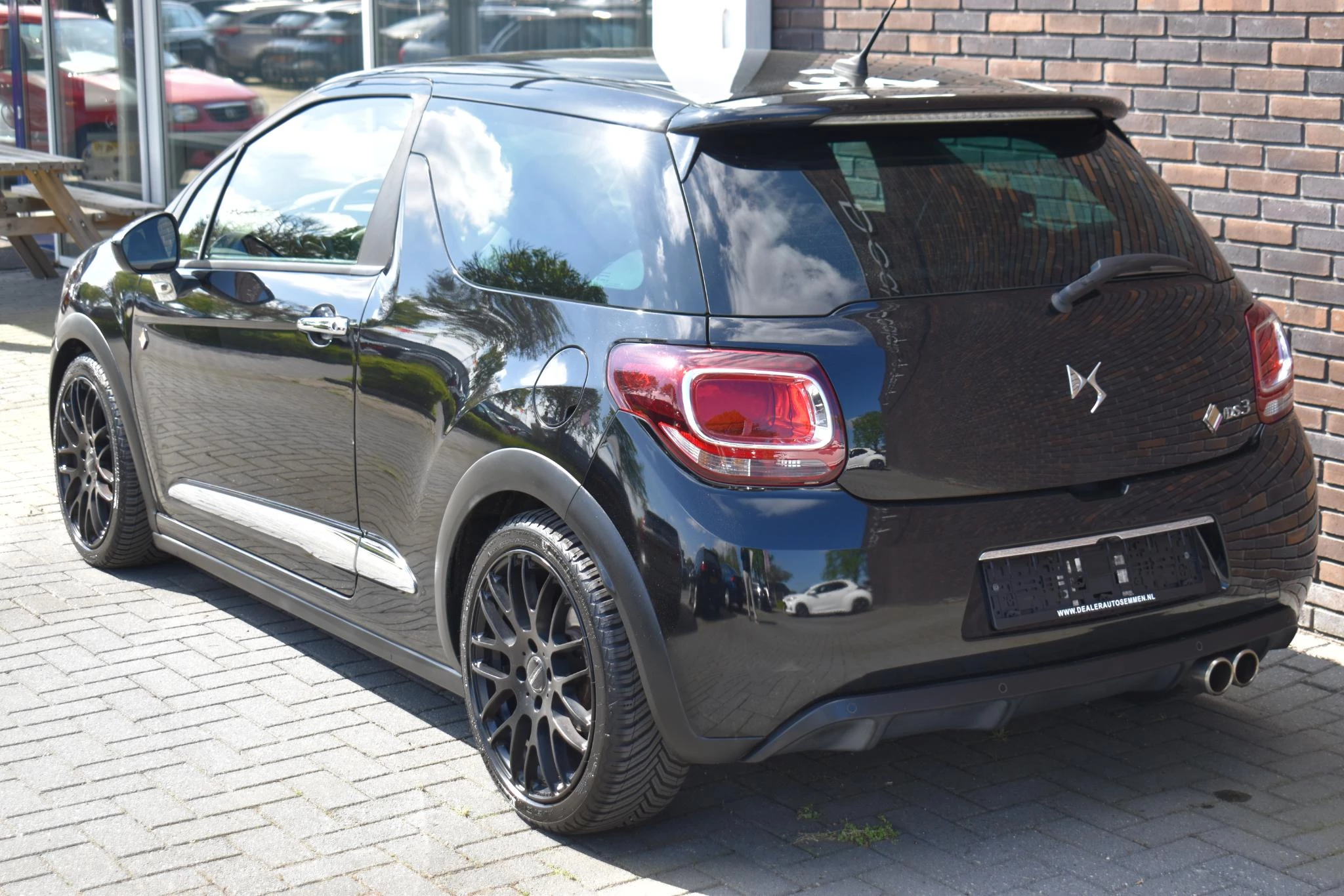 Hoofdafbeelding DS DS 3