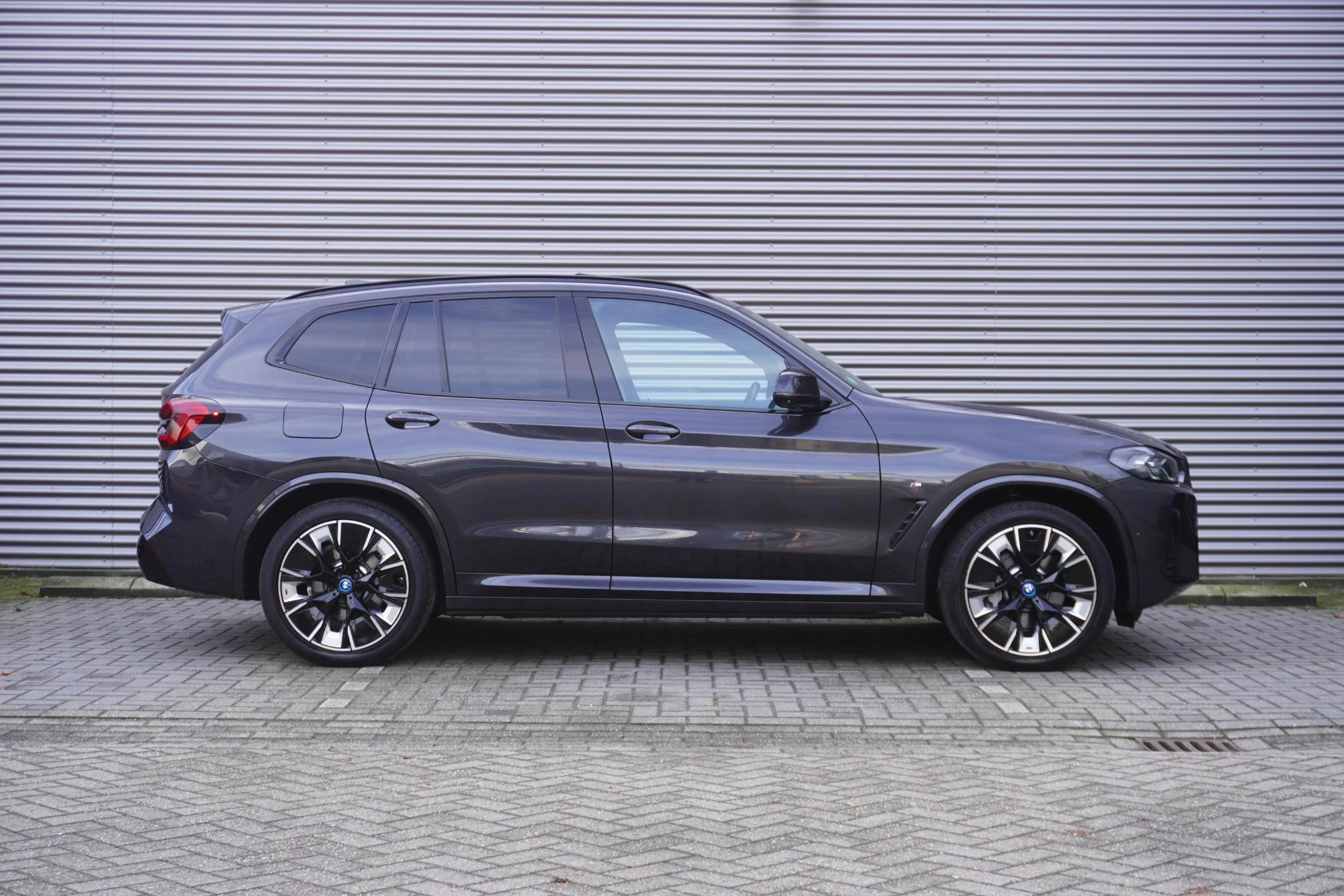Hoofdafbeelding BMW iX3